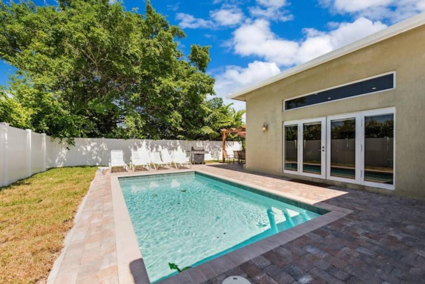 Home With Pool By Pmi Unit 263 Fort Lauderdale Bagian luar foto