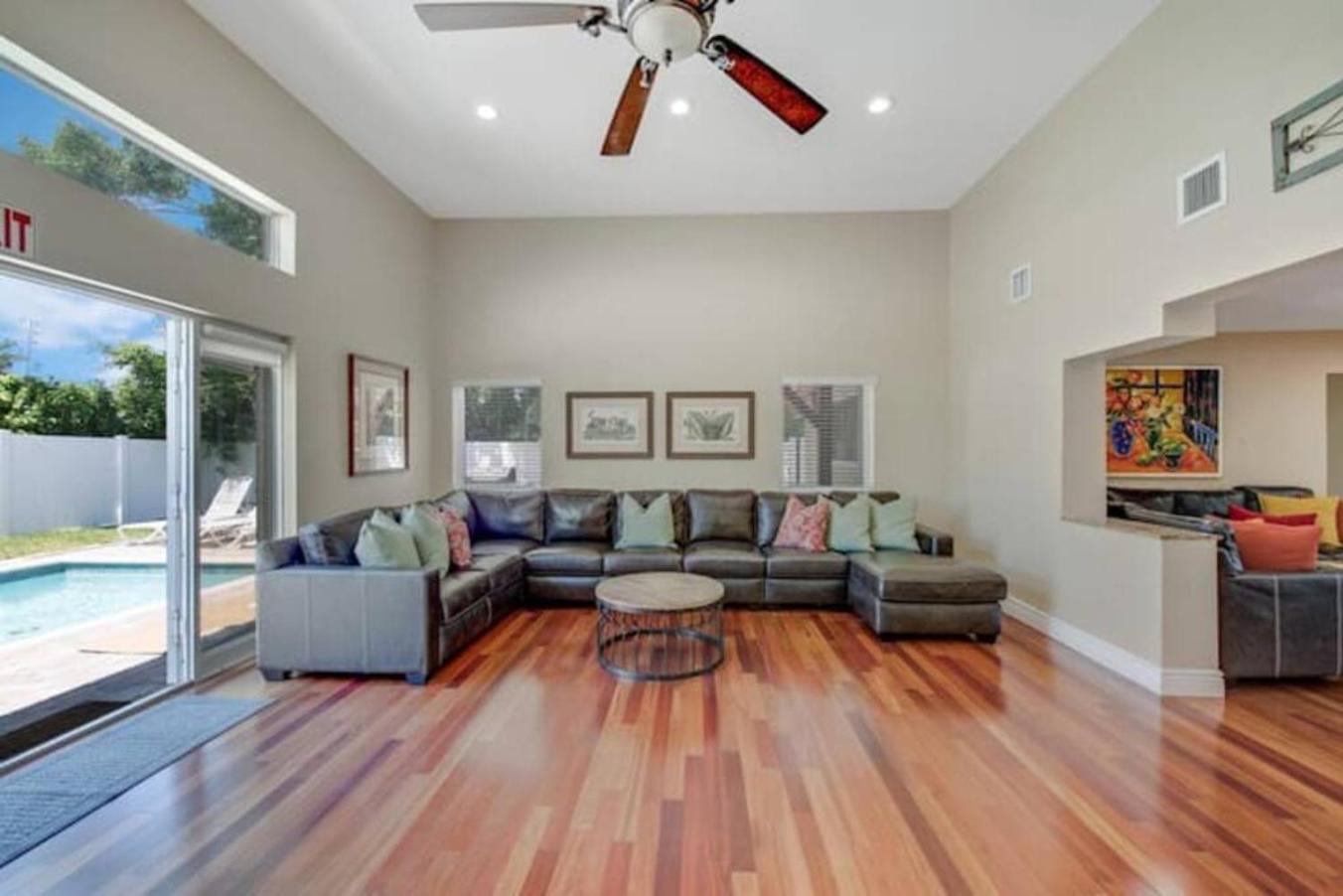 Home With Pool By Pmi Unit 263 Fort Lauderdale Bagian luar foto