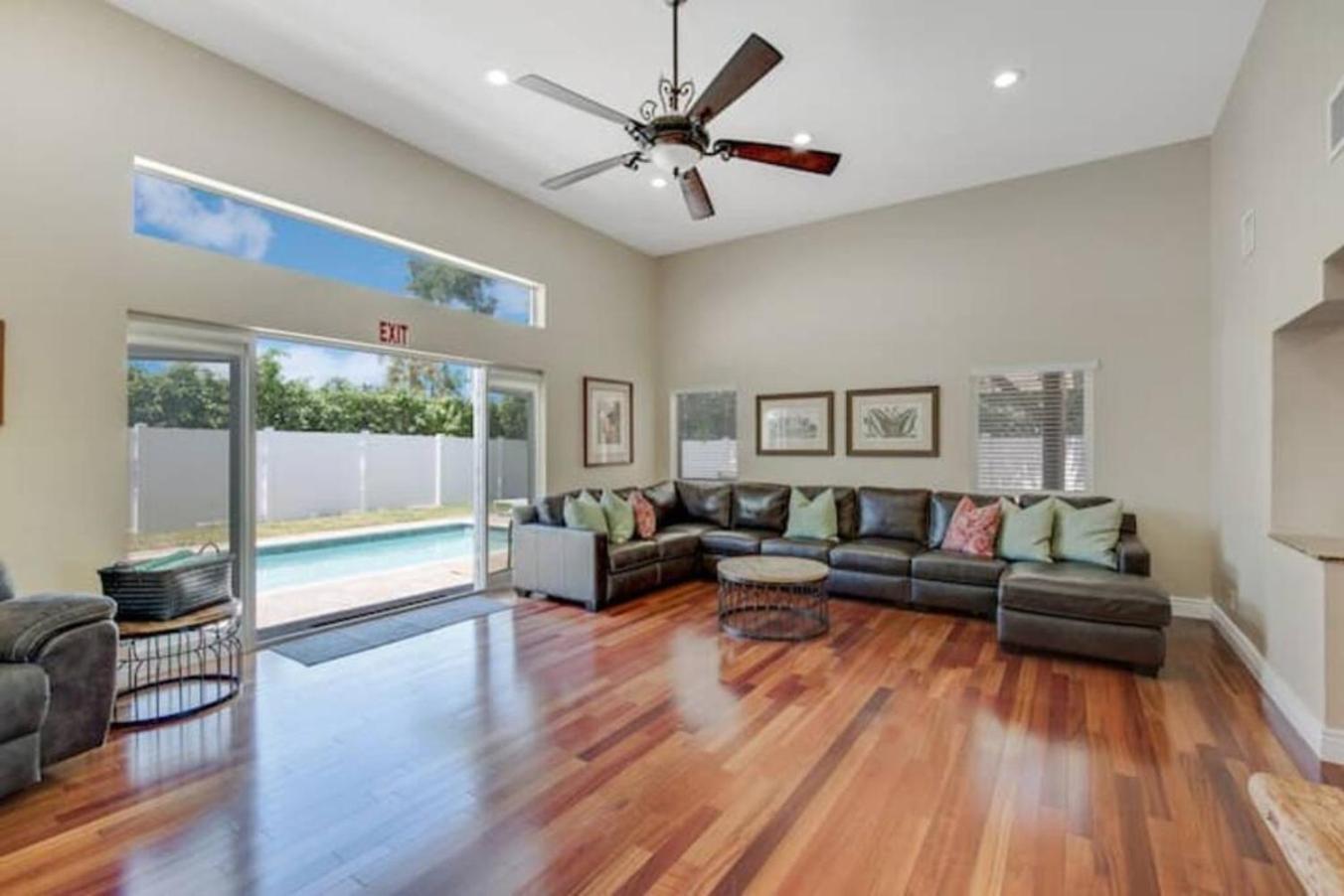 Home With Pool By Pmi Unit 263 Fort Lauderdale Bagian luar foto